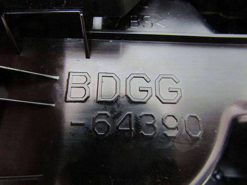 фото №10, Mazda 3 bp iv 20r кронштейн na напиток напитки кружка