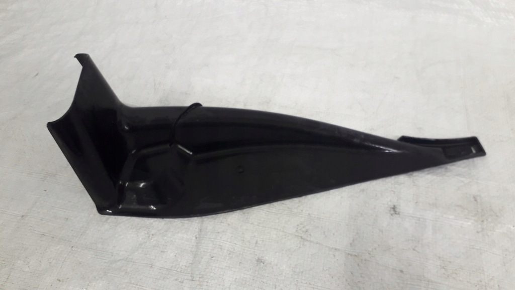 фото №1, Vw scirocco iii жёлоб жабо 1k1815159a