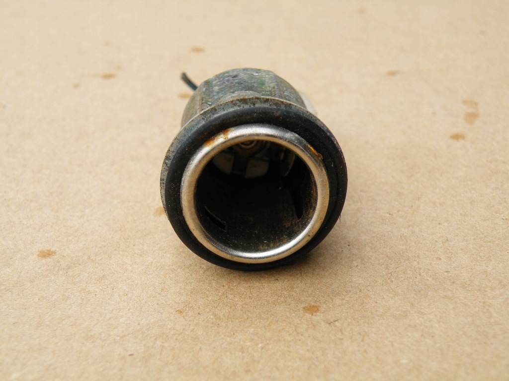 фото №9, Opel agila a роз'єм штекер вкладиш прикурювача прикурювач 12v