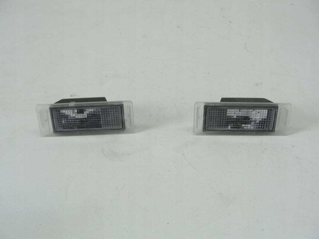 фото №1, Лампа освещение номерного знака opel insignia a mokka a 1350217