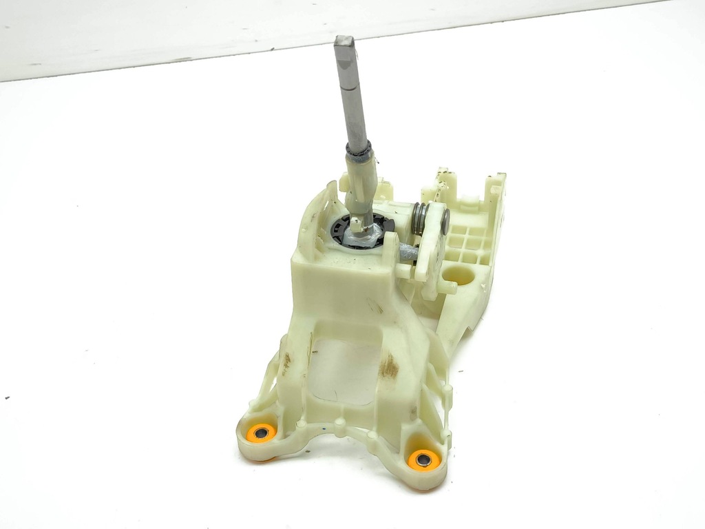 фото №7, Kia stonic 2022 домкрат переключения передач / верхний