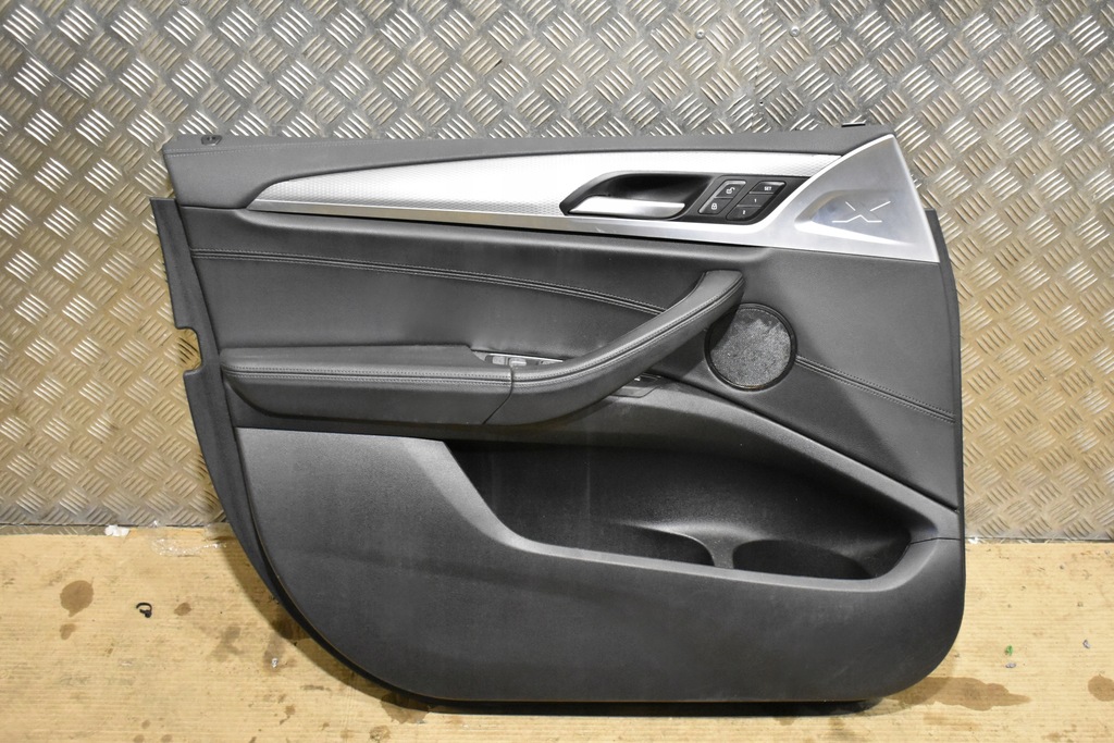 фото №1, Обшивка дверь перед передний левый bmw g01 1