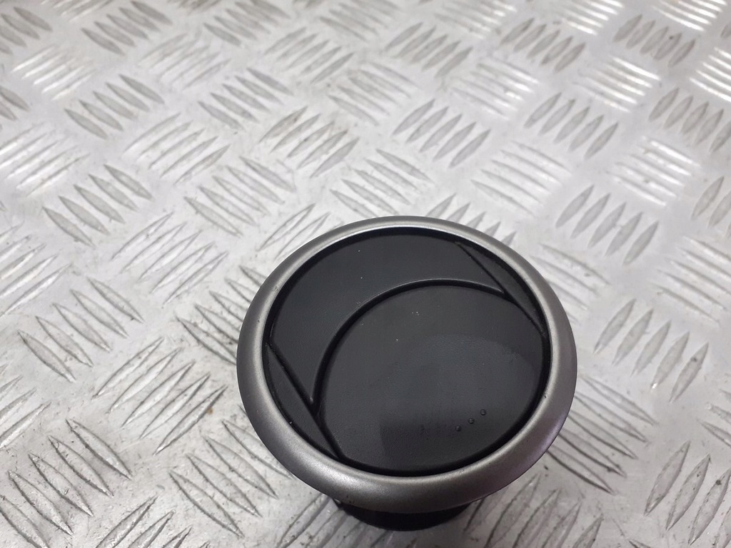 фото №1, Решітка обдув mazda 2 dy