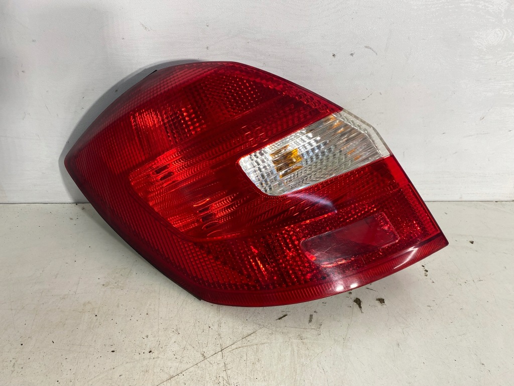 фото №1, Лампа левый задняя левая задняя skoda fabia ii eu