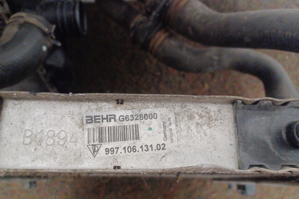 Радіатор води porsche 997 ліва правий Недорого