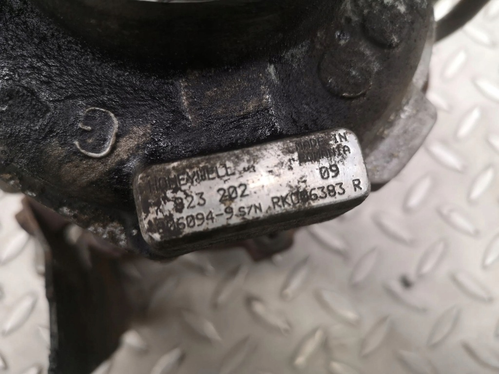 фото №10, Bmw 3 f30 f35 f31 2012 турбина