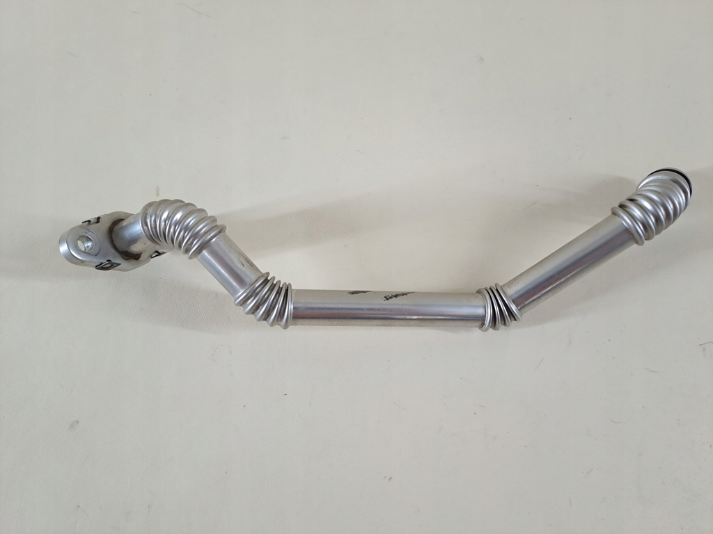 фото №1, Труба трубка шланг масла turbo нижний 1.0 tce dacia logan iii 3 sandero 21r