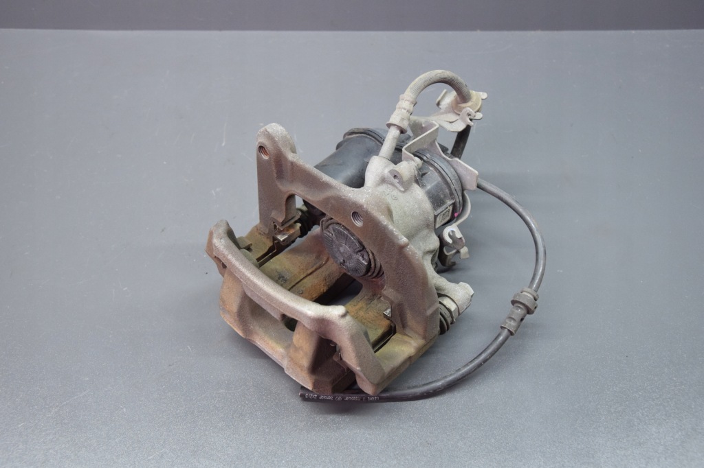 фото №5, Суппорт прижим правый задняя bmw x5 g05 x6 g06 x7 g07