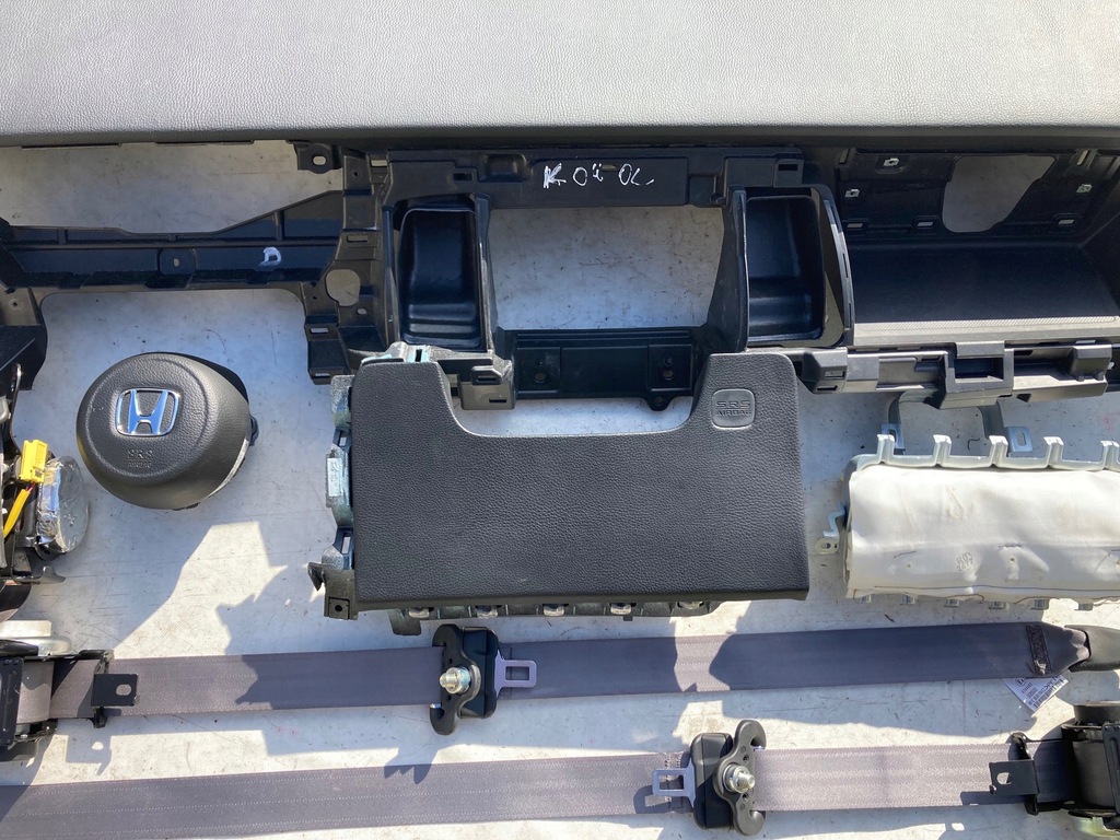 фото №6, Honda jazz v 5 панель приладів панель приладів консоль подушки безпеки ремені