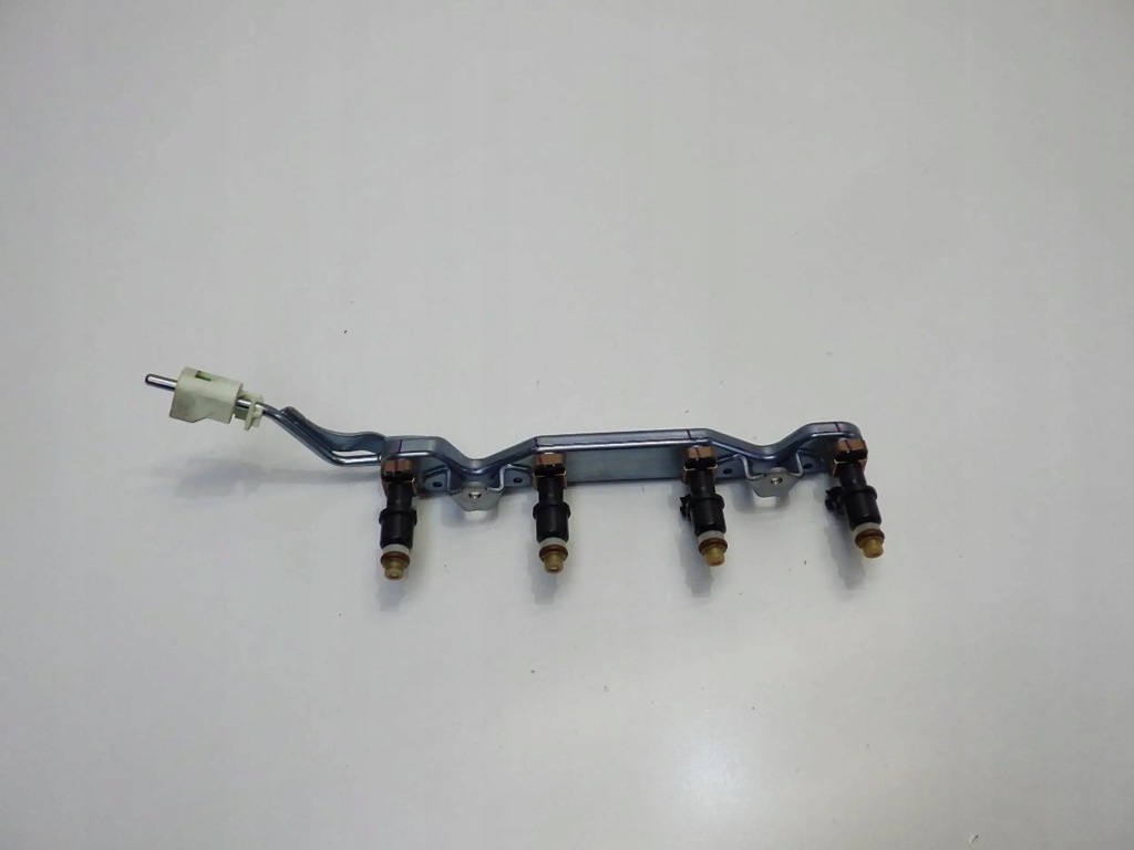 фото №1, Honda jazz v 1.5 ehev молдинг впрыскная форсунка