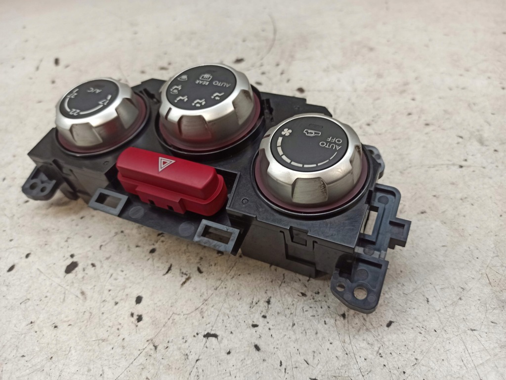 фото №6, Subaru impreza iii панель управление обдув