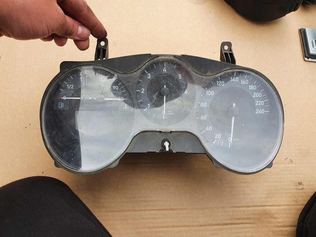 фото №1, Лічильник seat leon ii 110080280026 1.9 tdi