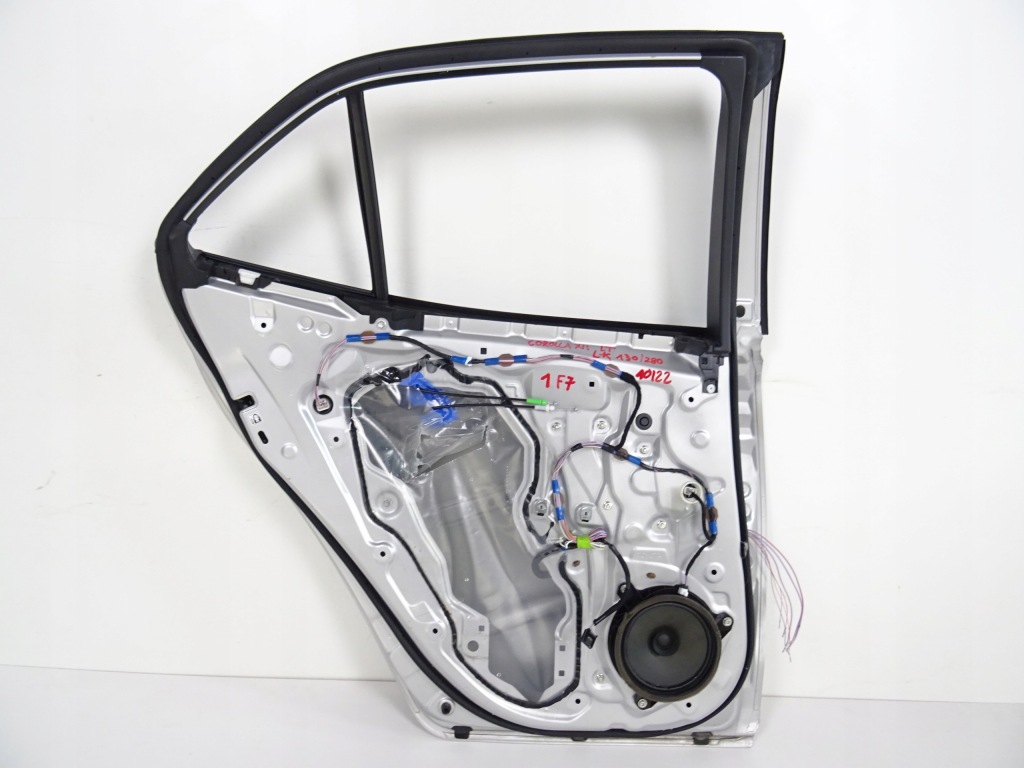 фото №16, Corolla xii e21 дверь левая задняя задние 1f7 hb 2019-