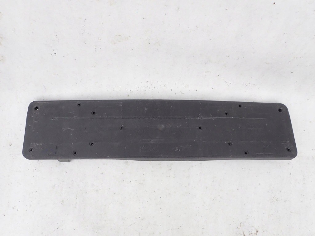 Купити Mercedes gle i 1 15-19 накладка основа номерного знака