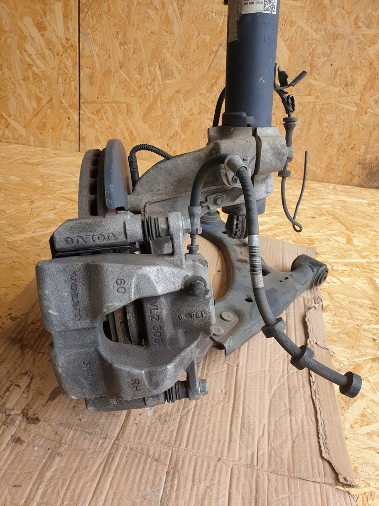 фото №6, Volvo xc40 поворотный кулак правый перед амортизационная стойка рычаг