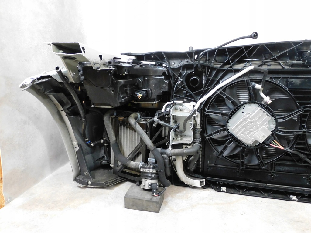 фото №14, Audi a7 c7 4g8 s line kompletny перед бампер лампи капот full led сріблястий