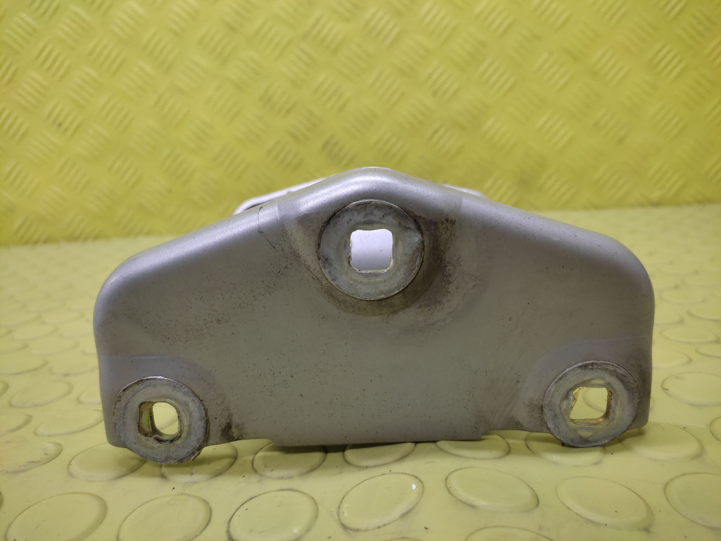 фото №4, Opel vivaro петля двері лівий задня