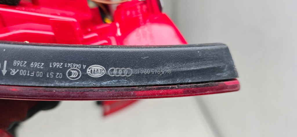 Купити Audi a4 b8 седан комплект задніх лампа led 8k5