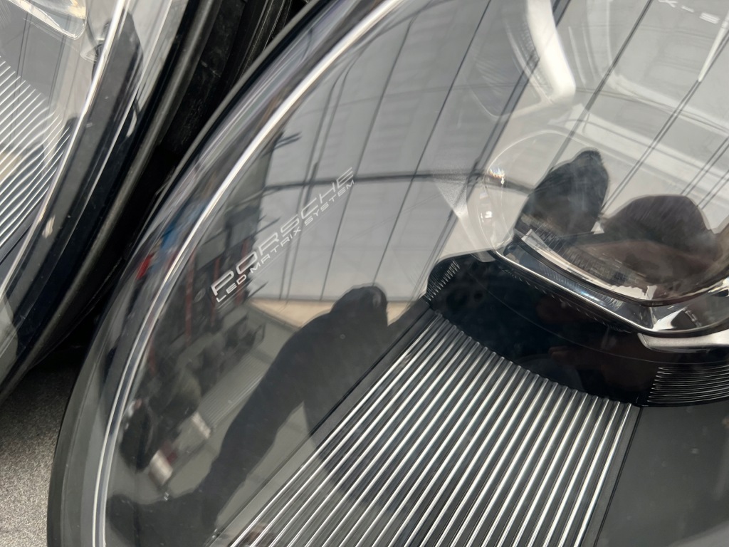 Porsche 992 carrera led matrix система фари перед Ціна