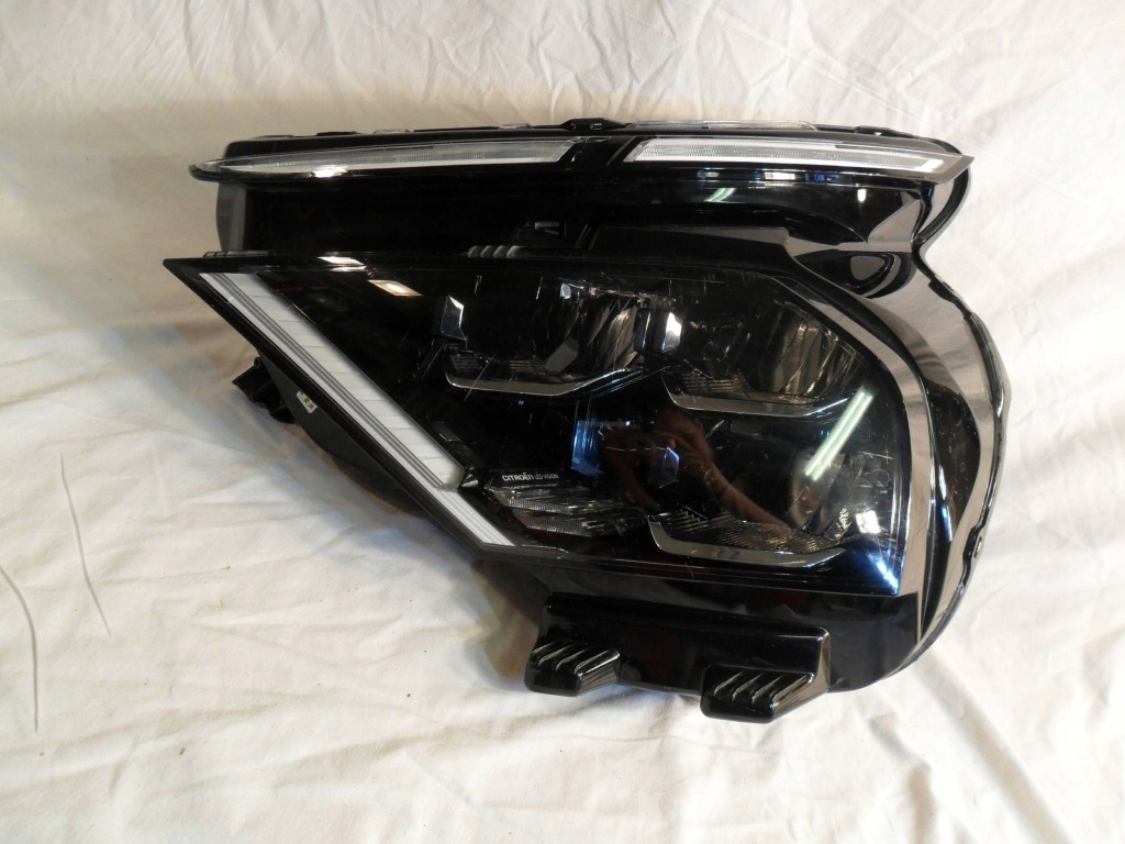 Купити Фара перед сторона права citroen c4 3 e-c4 73243669