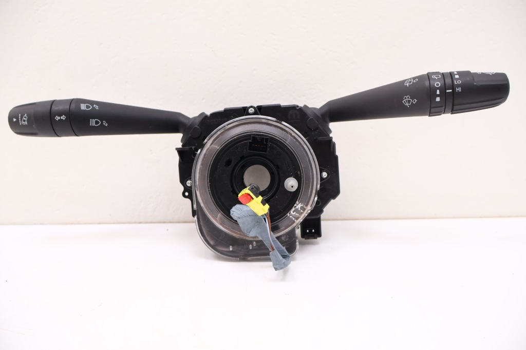 фото №1, Fiat 500x перемикач комбінований 7357513010