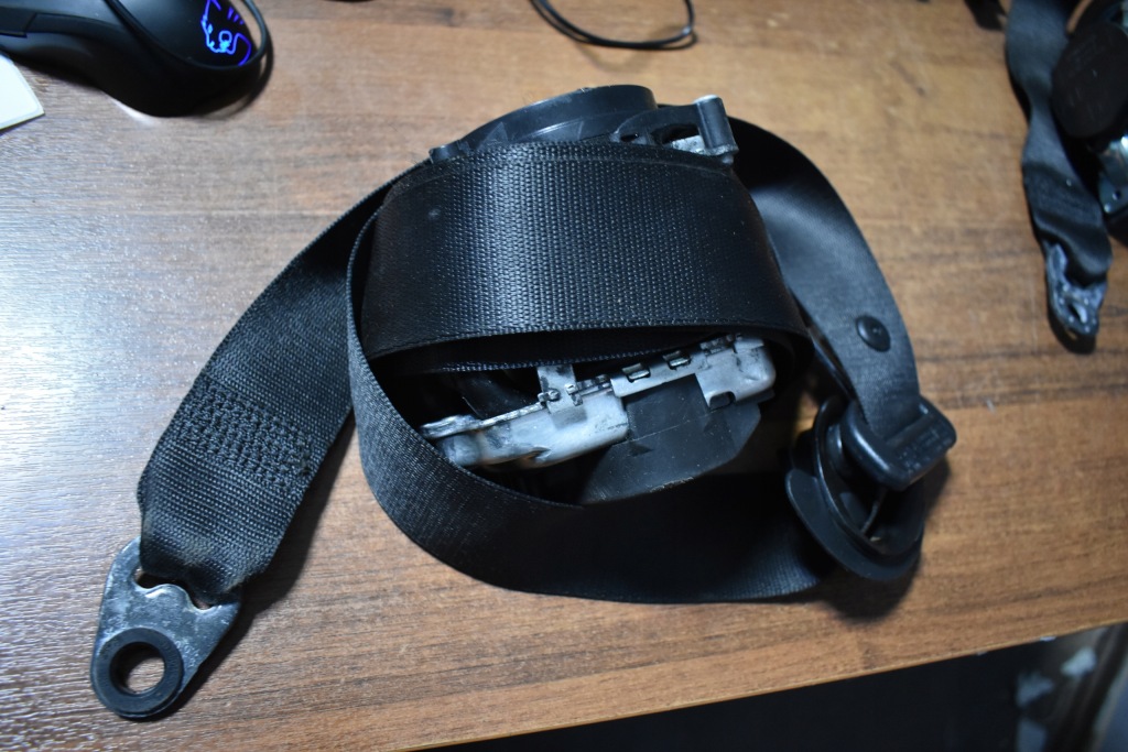 фото №1, Pas натягувач передній перед лівий porsche panamera 971 1