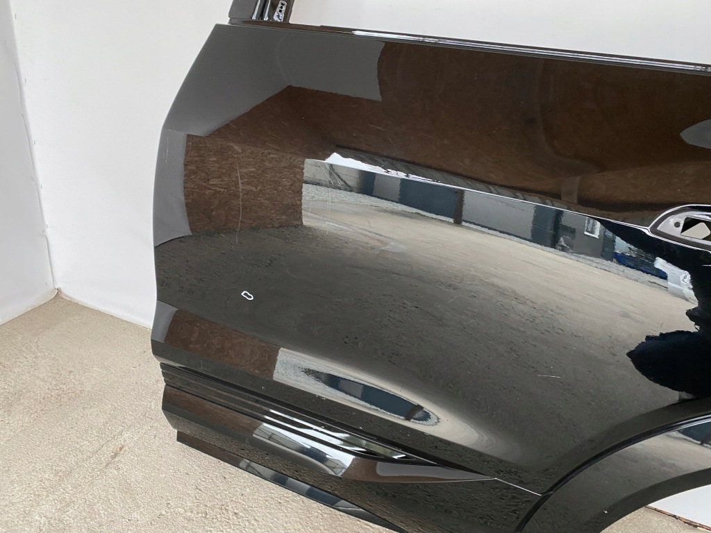 Audi e-tron 4k 4ke дверь задняя левое задняя Оригинал