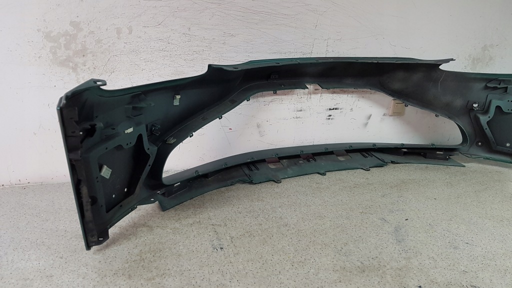 фото №5, Aston martin vantage 2018 - бампер перед 8284