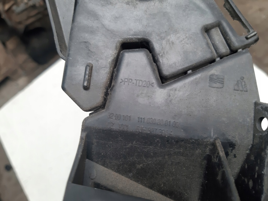 фото №4, Seat toledo 4 iv 12r- направляющая бампера правый задняя