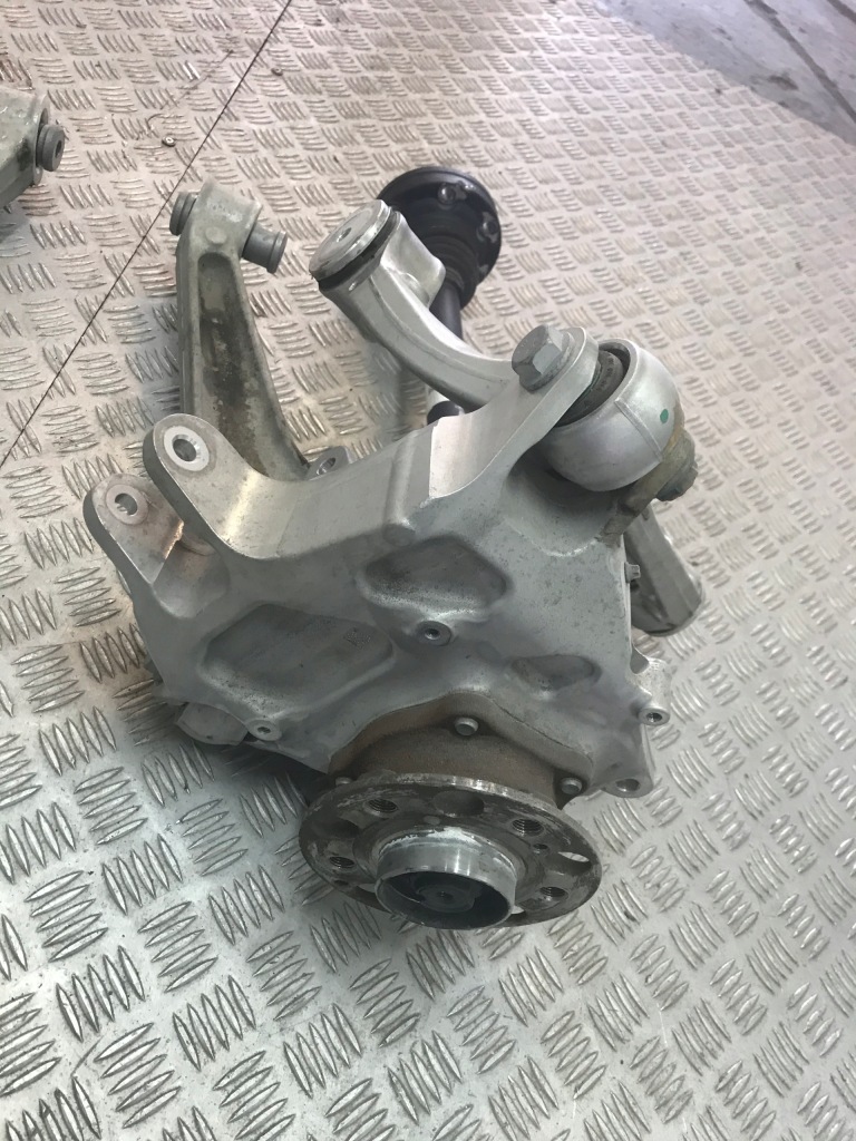 Mercedes amg gt a190 подвеска поворотный кулак приводной вал r Доставка