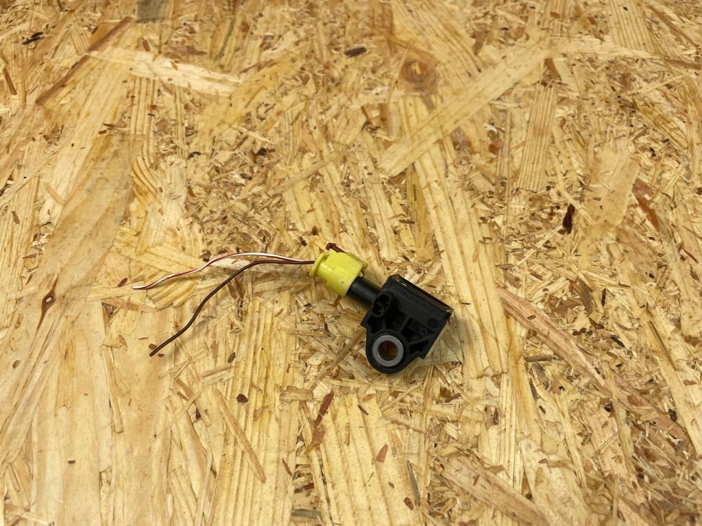 фото №5, Датчик удару ударний штекер vw skoda seat audi 5q0959651