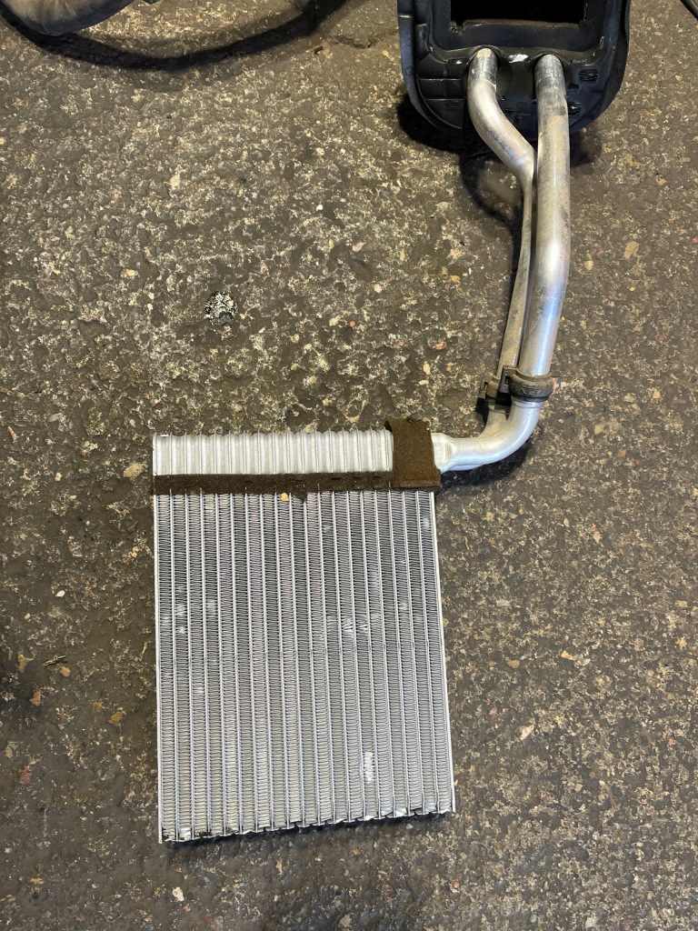 фото №3, Ford focus mk3 радиатор отопителя