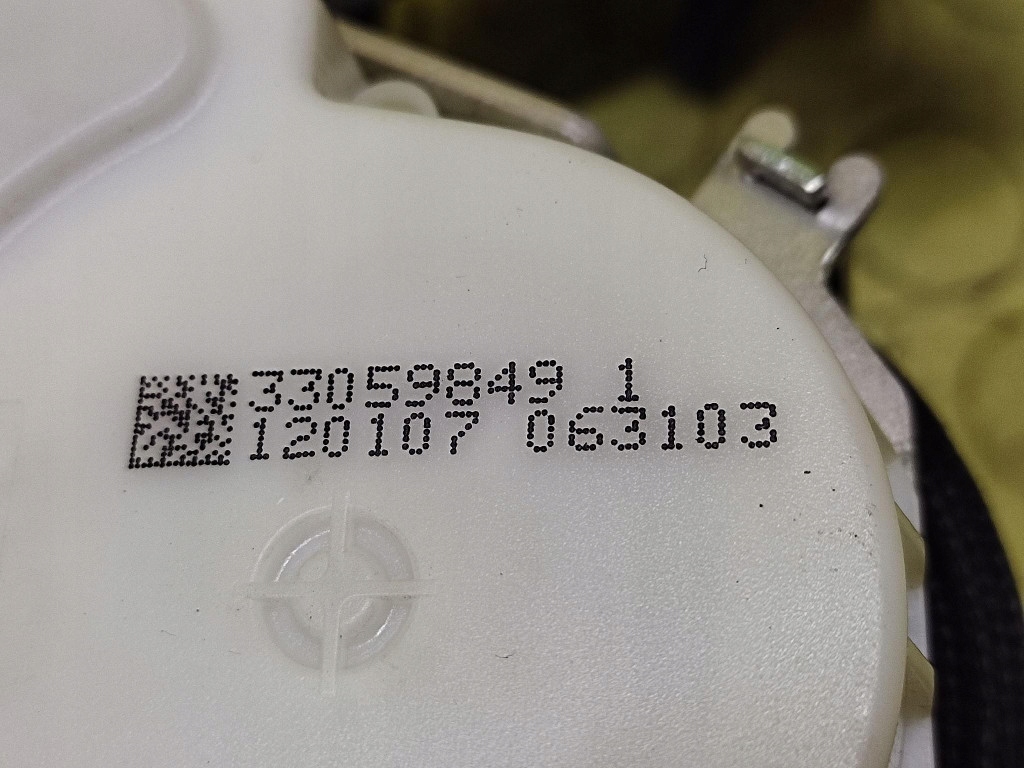 Bmw 1 e87 ремінь безпеки правий перед 330598491 Київ