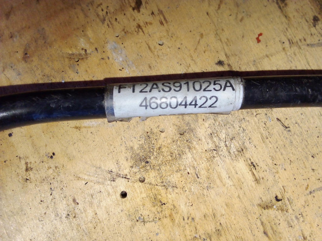 Цилиндр сцепления с проводом fiat stilo 16v 1.6 2002r. бензин 46804423 46804422 в Украине