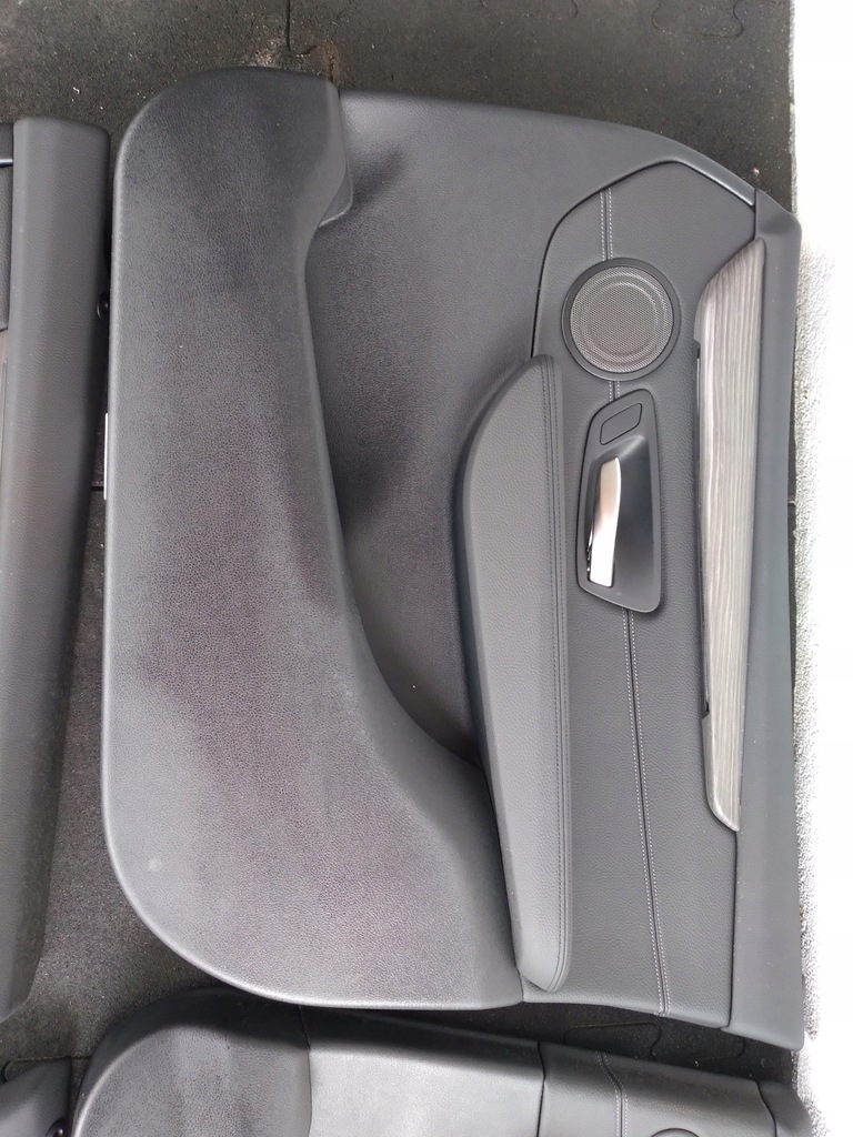 фото №5, Обивка дверь обшивка bmw 2 f45 кожа