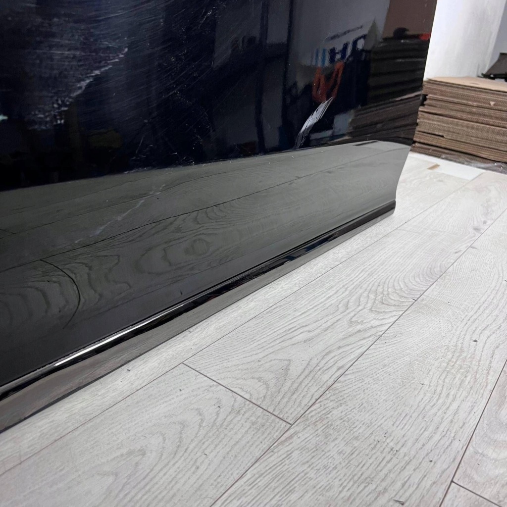 Купити Mercedes eqe v295 w295 двері правий перед праве передні оригінальний номер a2957220700