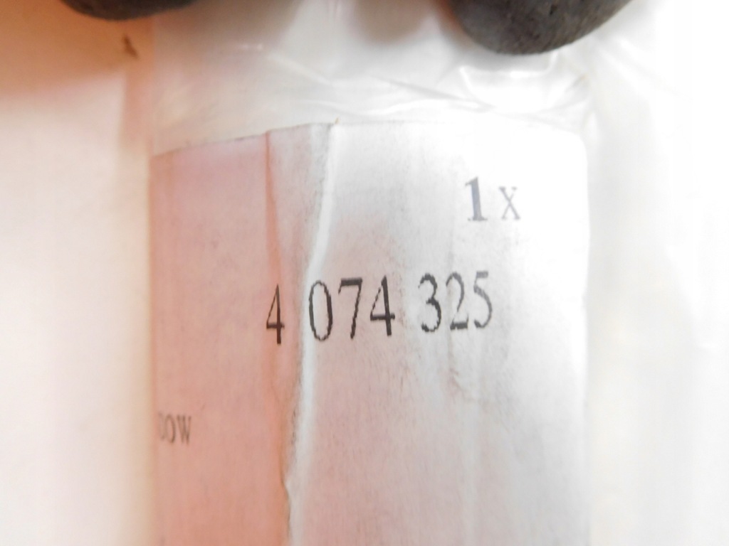 фото №7, Молдинг скло передньої лівий ford ranger 1998 - 2006 оригінальний номер 4074325