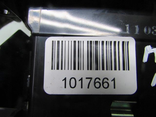 фото №10, Infiniti m m35h 11r бардачок пепельница