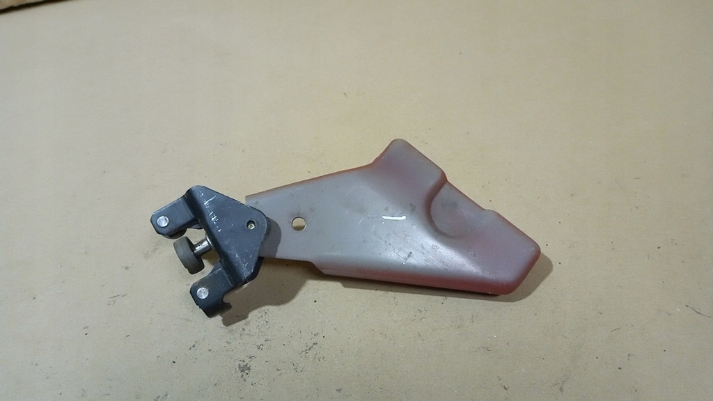 фото №2, Renault kangoo кронштейн ролик двері розсувних