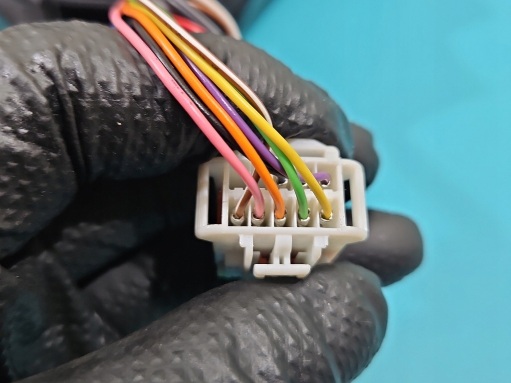 Дзеркало праве peugeot 3008 2 білий kwed європа 16-20 Недорого