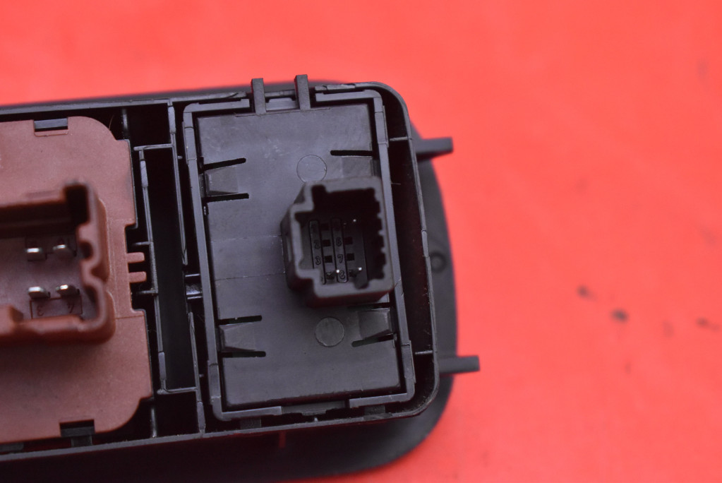 фото №9, Панель управление окон eu 254117873r dacia duster 1 i lift 13-17