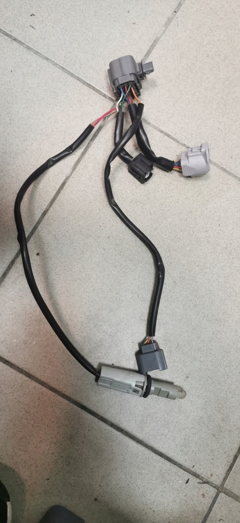 Купить Жгут левый лампы led abarth fiat 124 spider