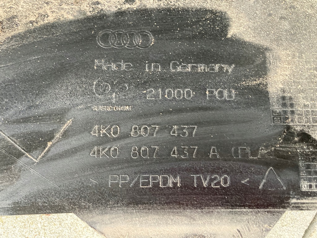 фото №10, Audi a6 c8 4k0 2021rok передній бампер 4k0807437