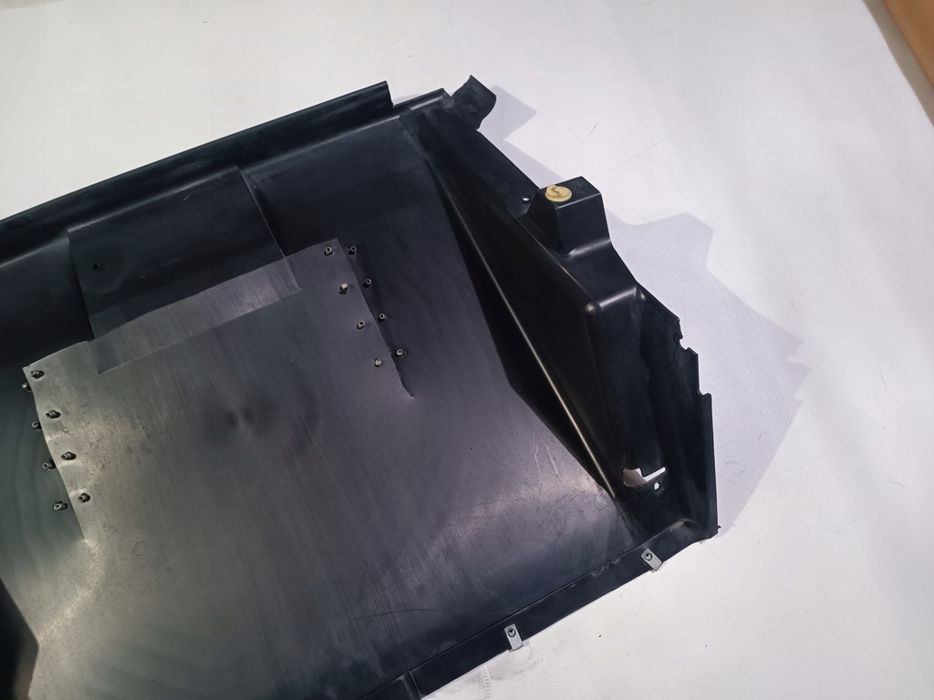 фото №10, Защита корпус радиатора воздуховод воздуха chevrolet corvette c5