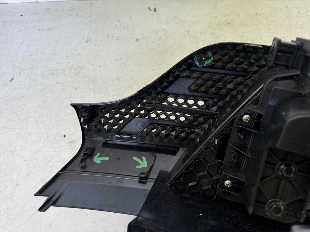 фото №9, Решітка радіатора решітка радіатора dacia spring 21-