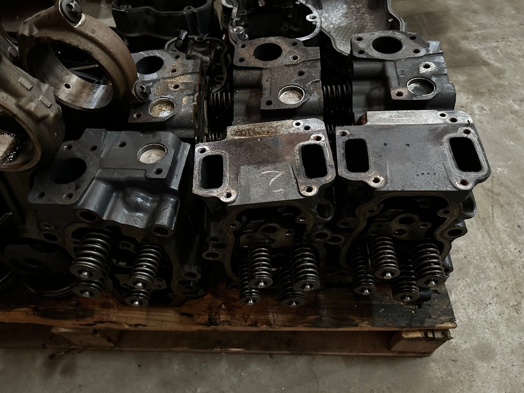 фото №1, Головка двигателя scania r xpi dc 13 1855950