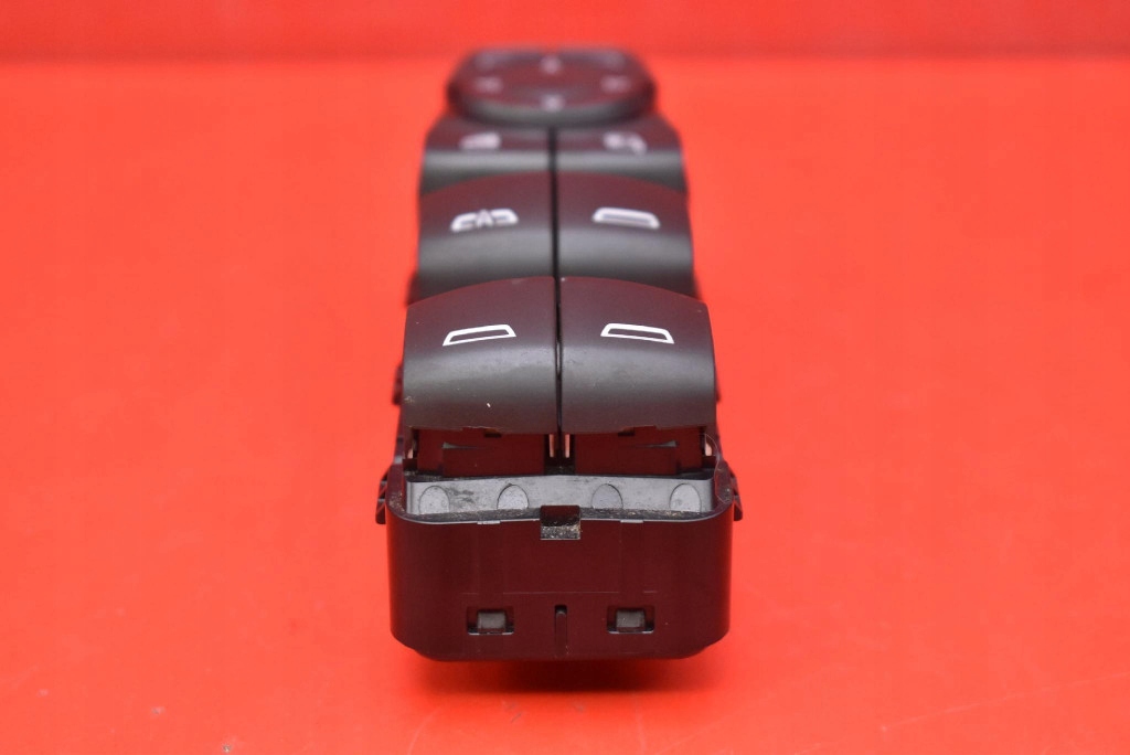 Панель керування вікон eu 84513462 opel ampera-e 17-20 в Україні