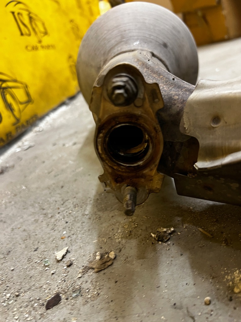 фото №7, Катализатор dpf zc3 zc4 toyota hilux viii 8 2.4d d4d