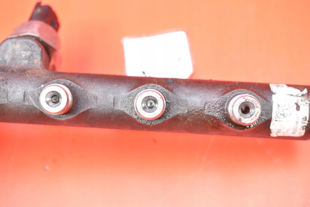 фото №9, Молдинг впрыскная 8200701680 nissan nv200 1 i 1.5 dci 90 km 09-21