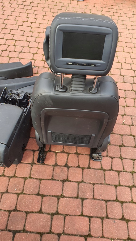 фото №13, Сиденья заднее сиденье peugeot 3008 мониторы